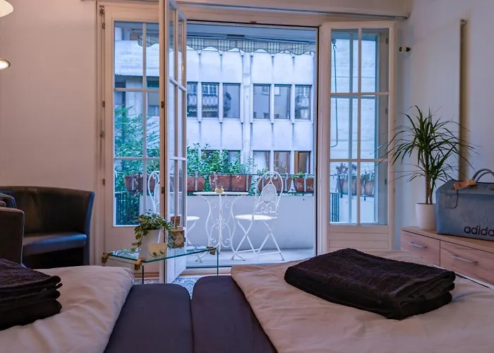Relaxing Balcony 10Min To Main Station In Old Town